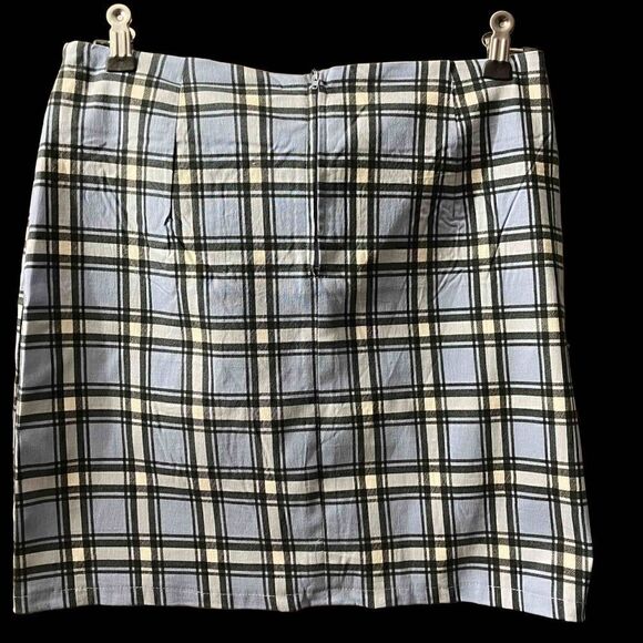 RUE21 Blue Plaid Mini / SZ: M / NWT - Picture 1 of 5
